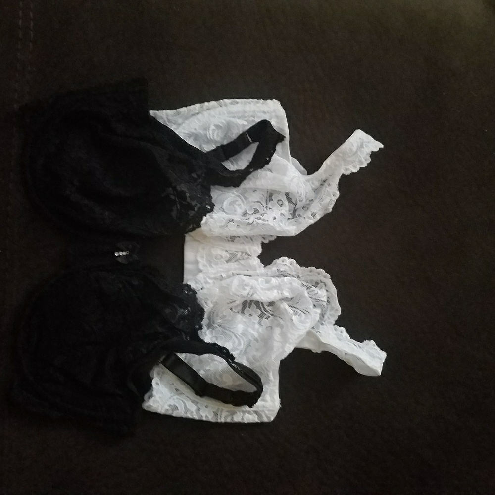 2 bras